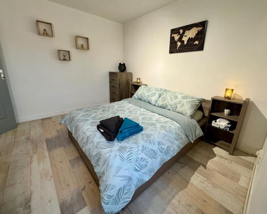 Isval Wifi-Hyper Centre Cognac Apartment Exterior photo
